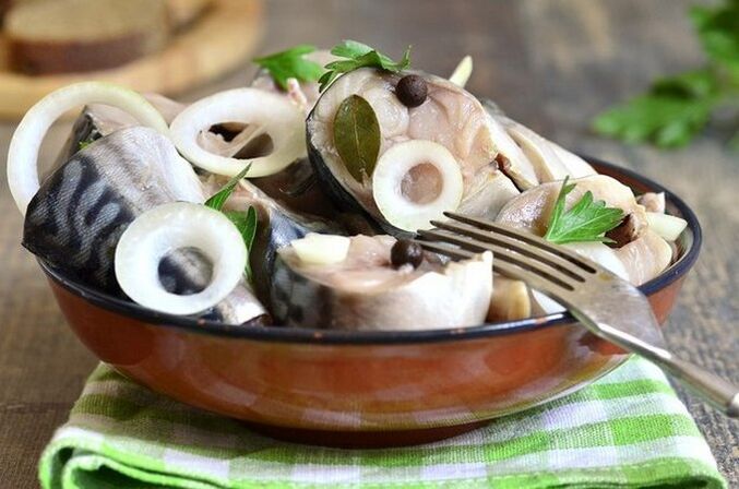 Mackerel with onions for potency